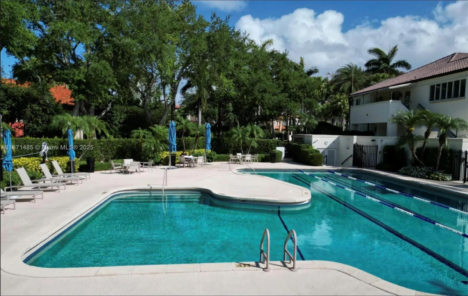 104 Paloma Dr