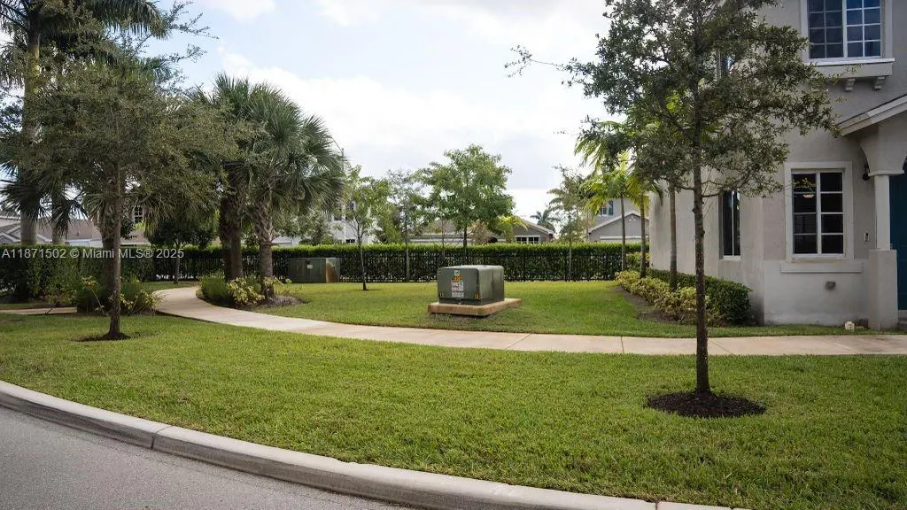 1202 NW 208th Ter, #1202