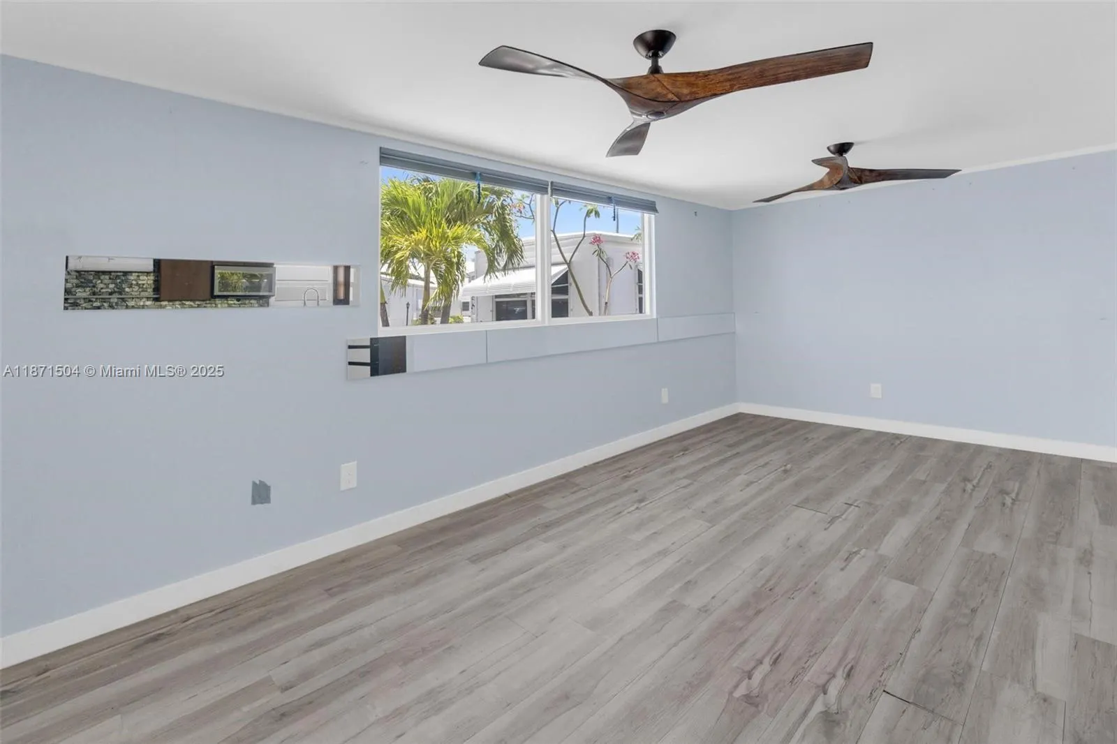 204 Flamingo Dr