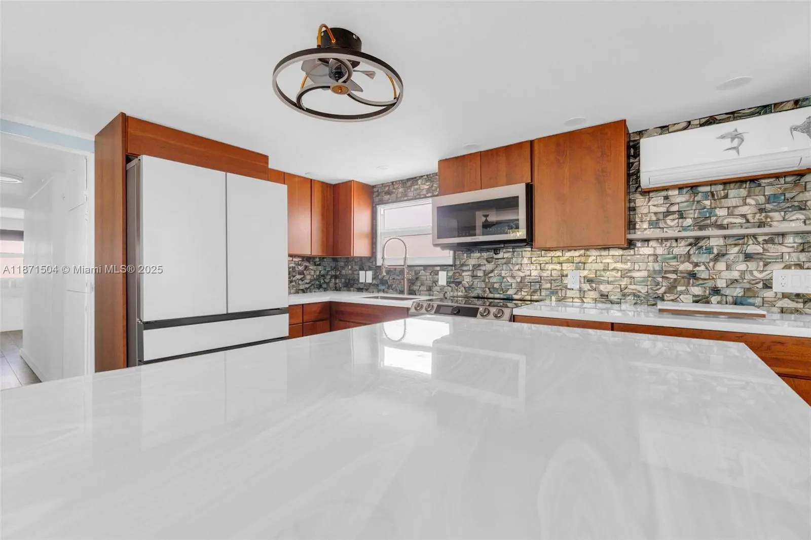 204 Flamingo Dr