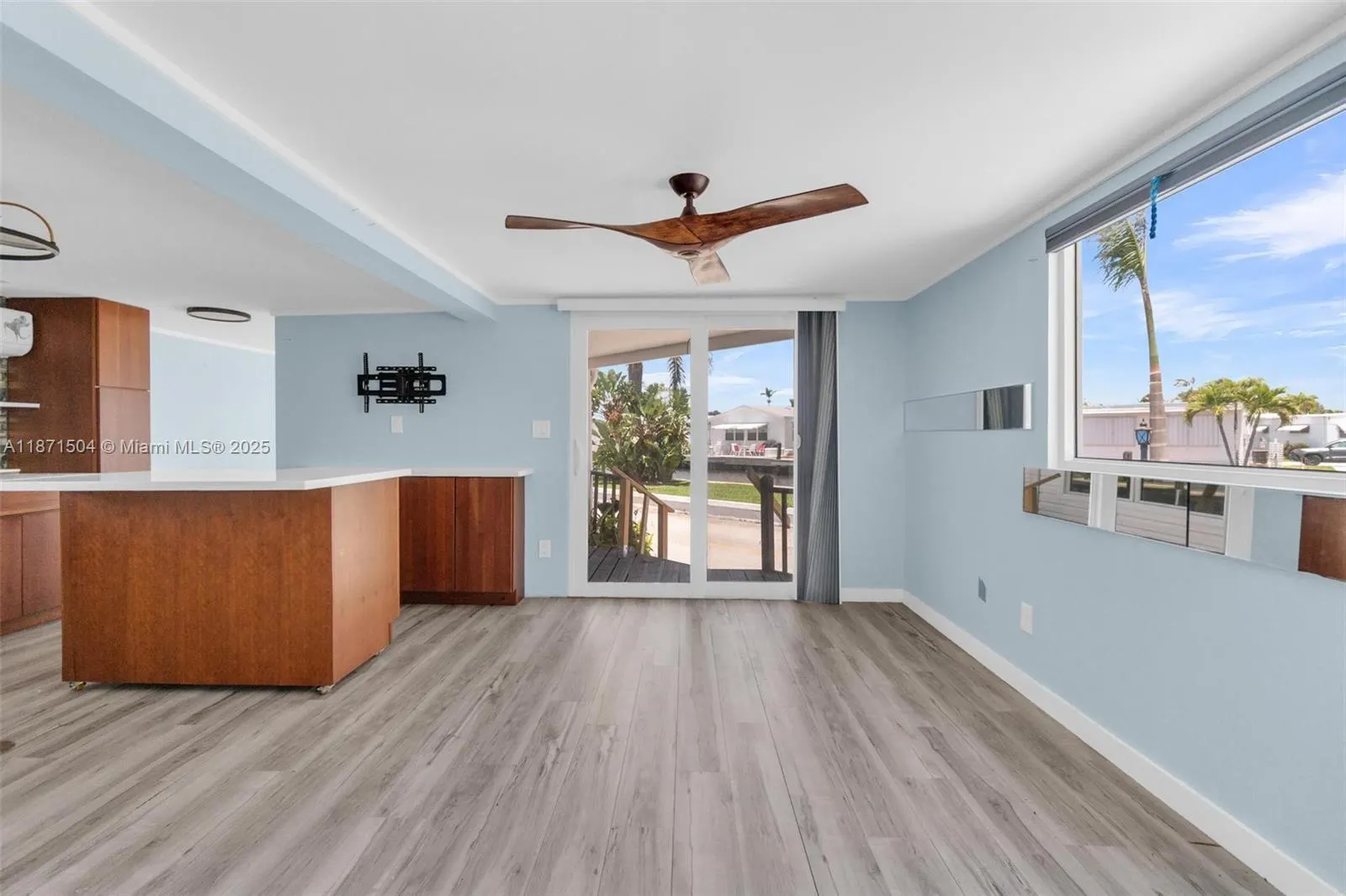 204 Flamingo Dr