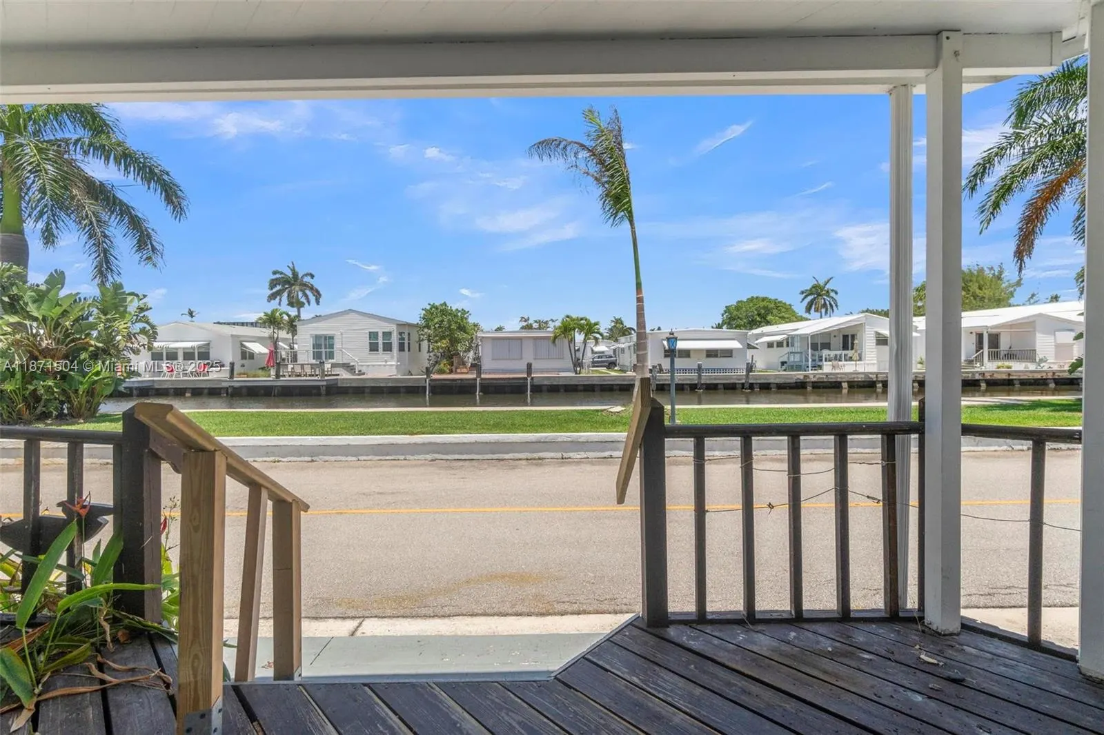 204 Flamingo Dr