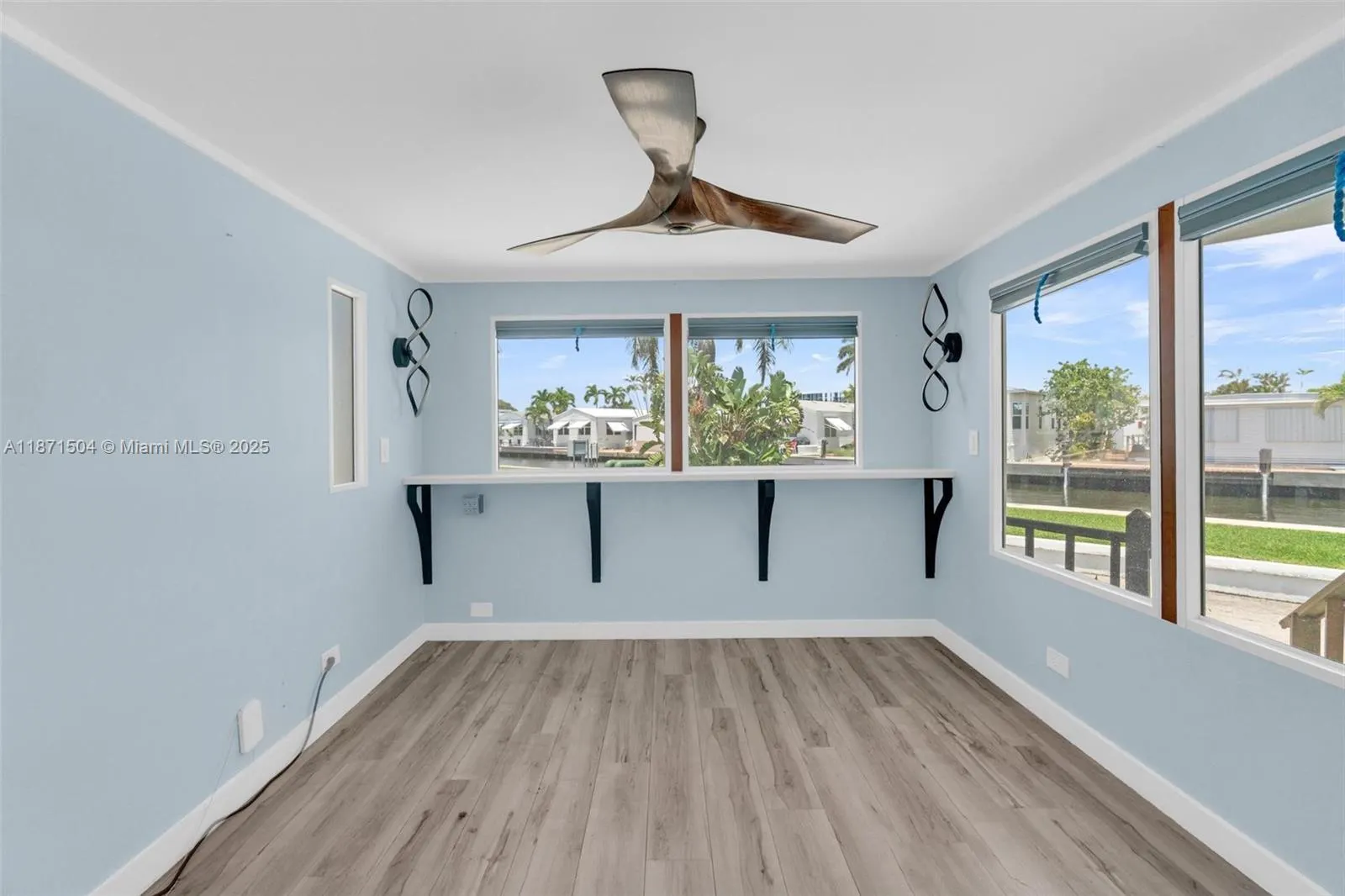 204 Flamingo Dr