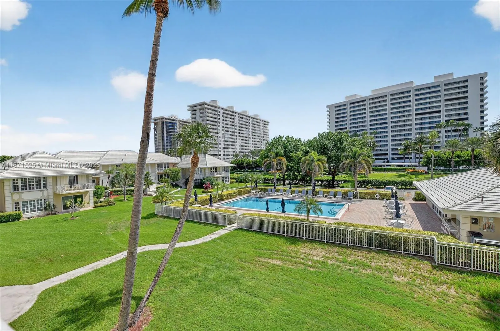 1299 S Ocean Blvd, #F4