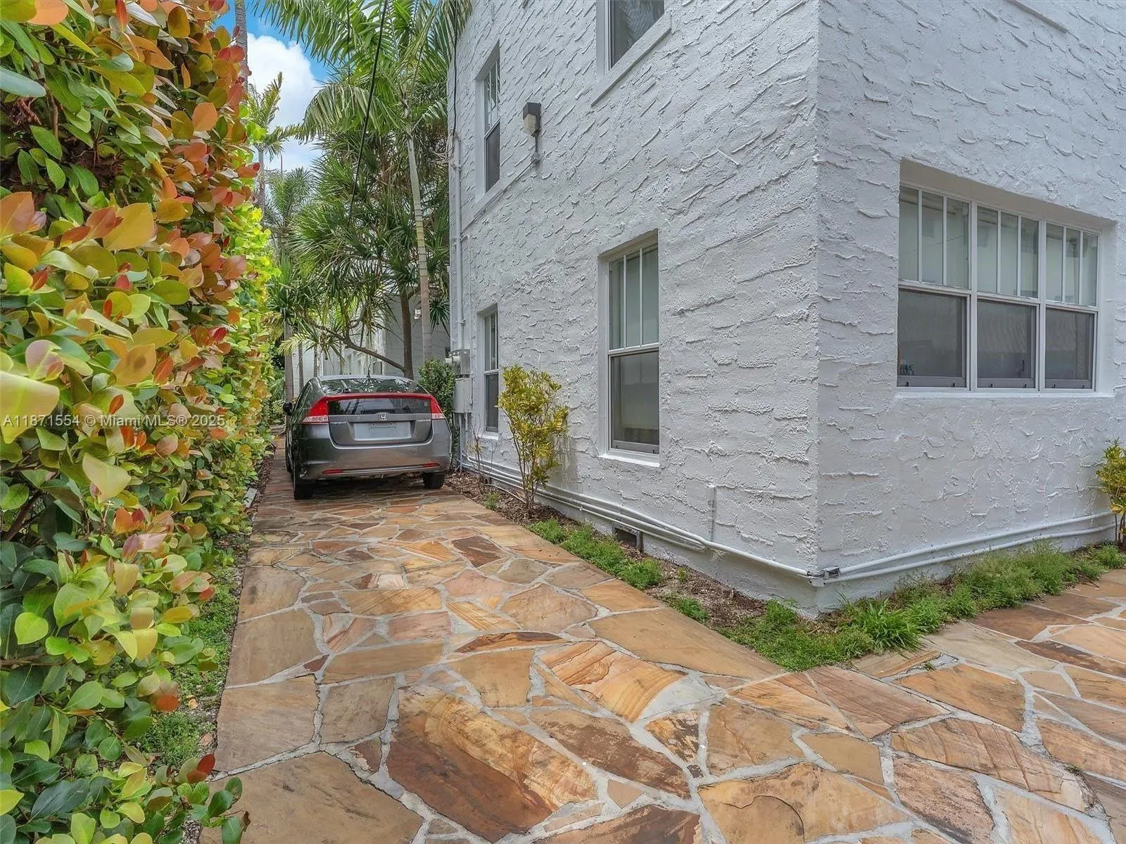 935 Meridian Ave, #3
