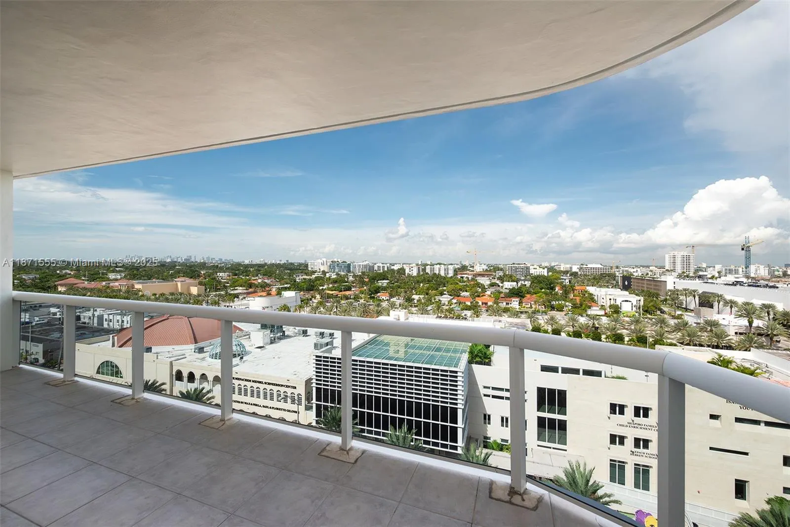 9559 Collins Ave, #S9-F