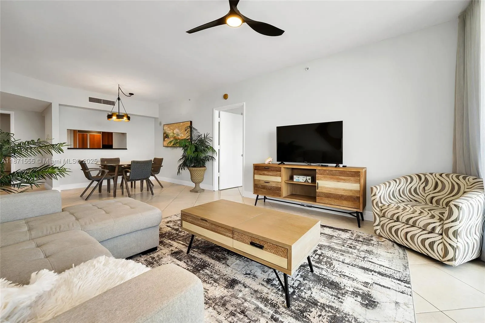 9559 Collins Ave, #S9-F
