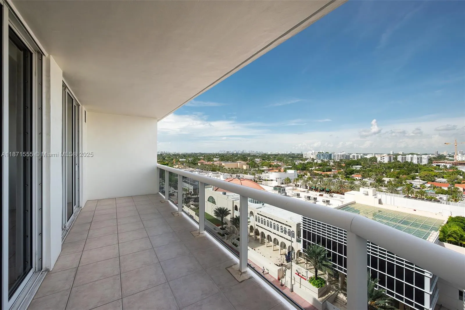 9559 Collins Ave, #S9-F