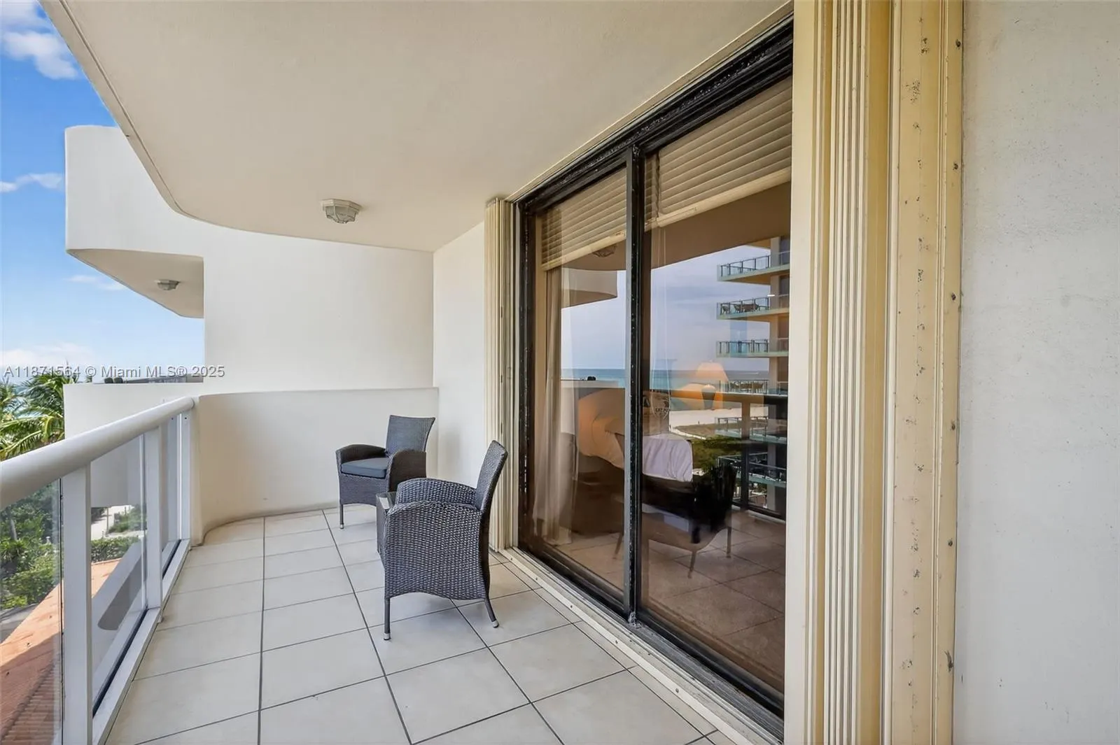 5757 Collins Ave, #801