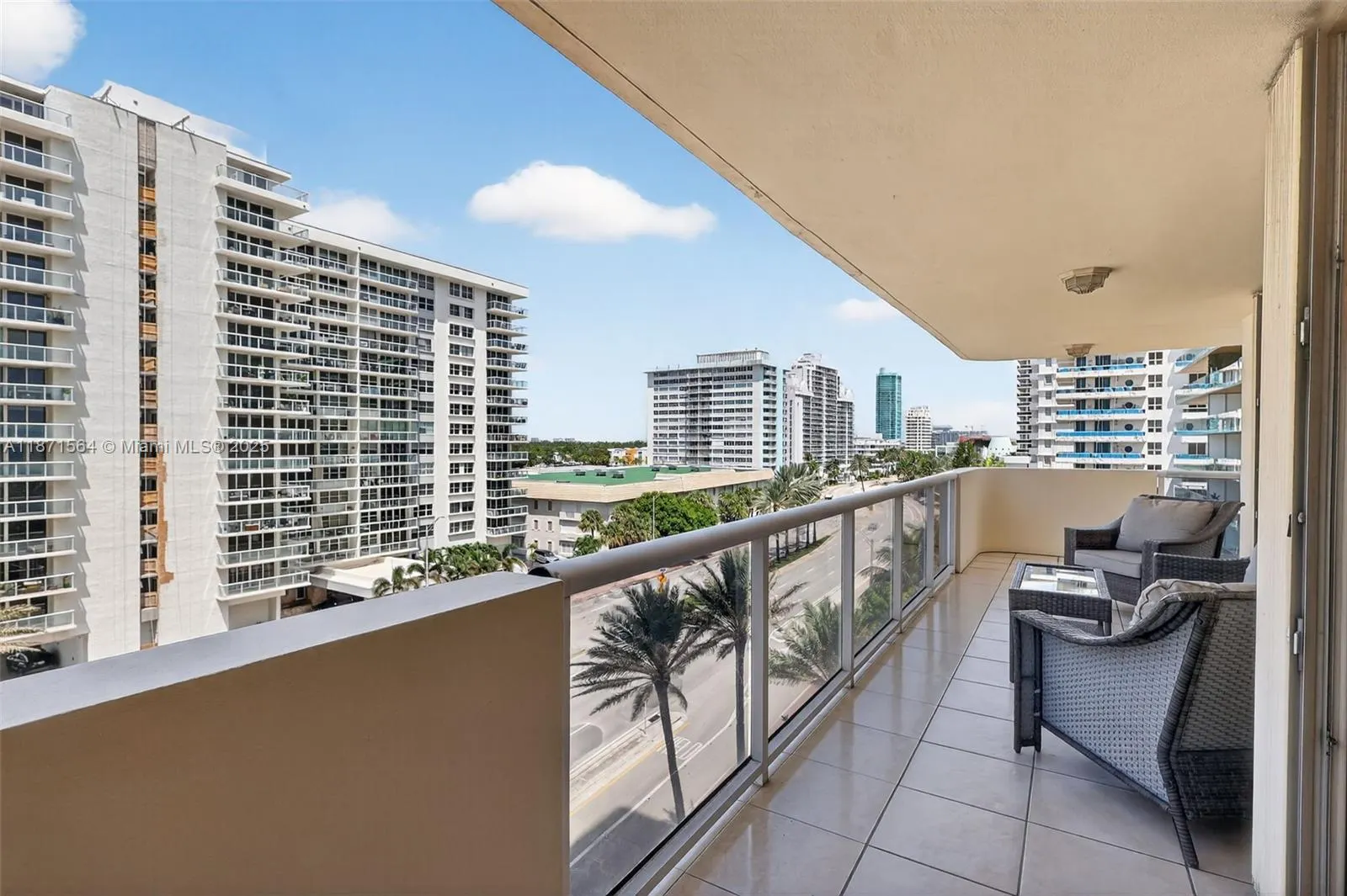 5757 Collins Ave, #801