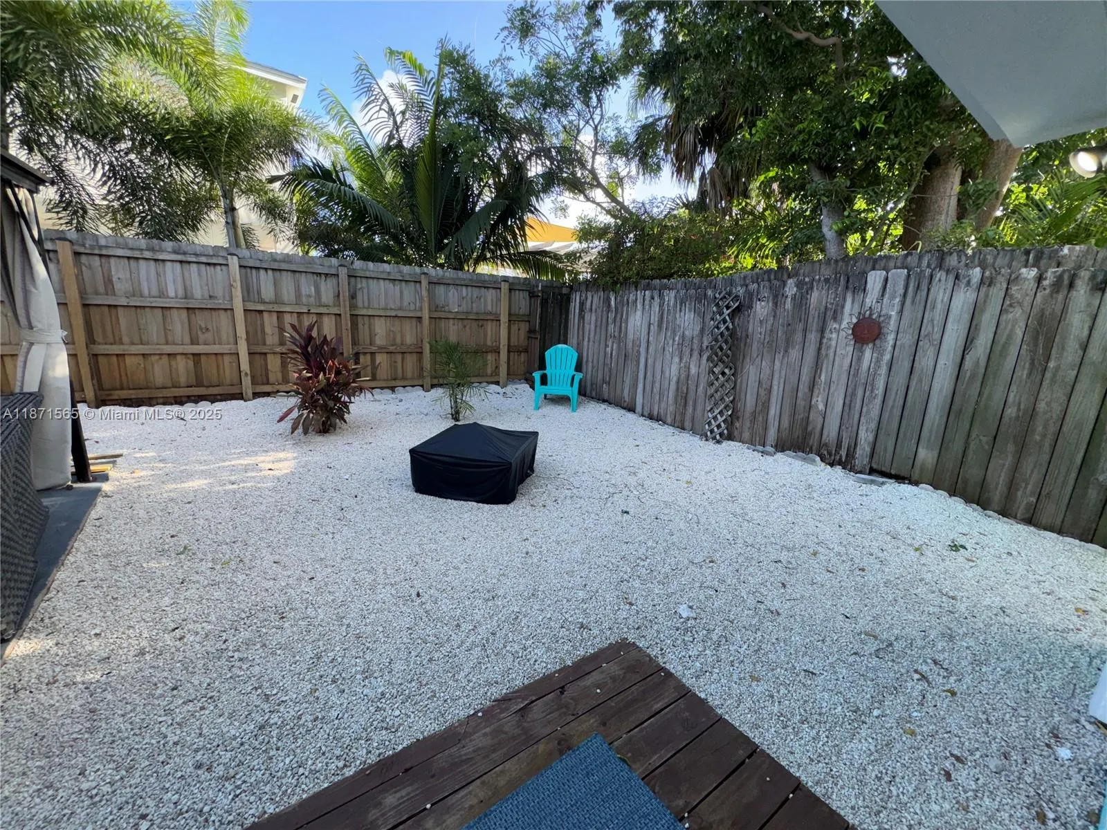 23 Snapper Ave, #23