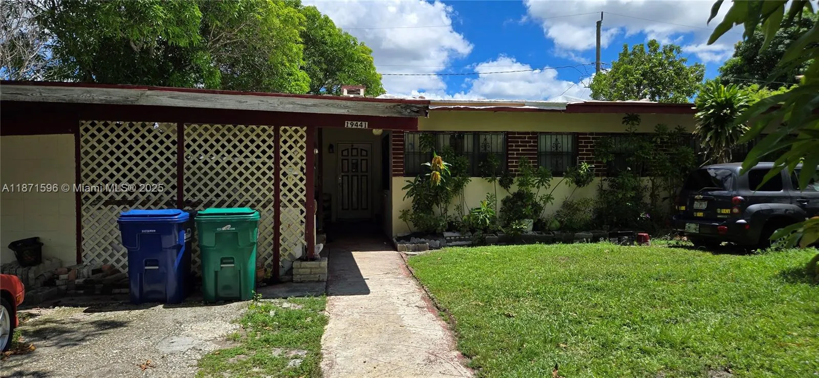 19441 NW 1st Ct