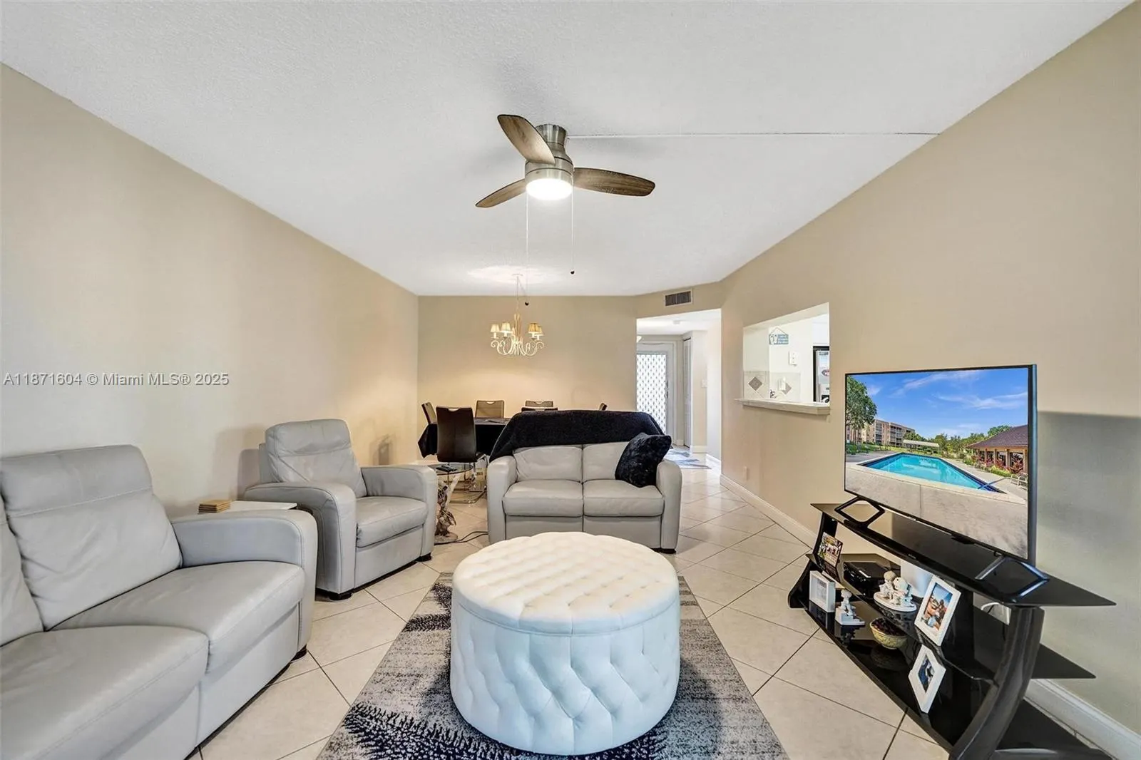1900 Sabal Palm Dr, #201