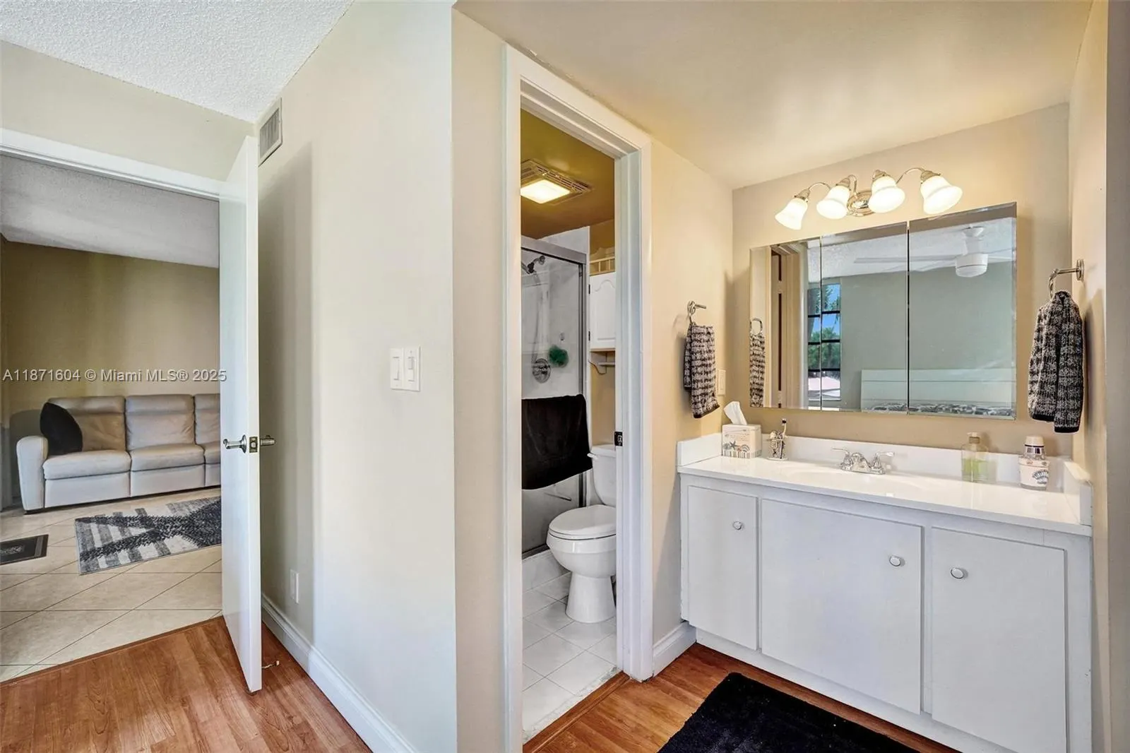 1900 Sabal Palm Dr, #201