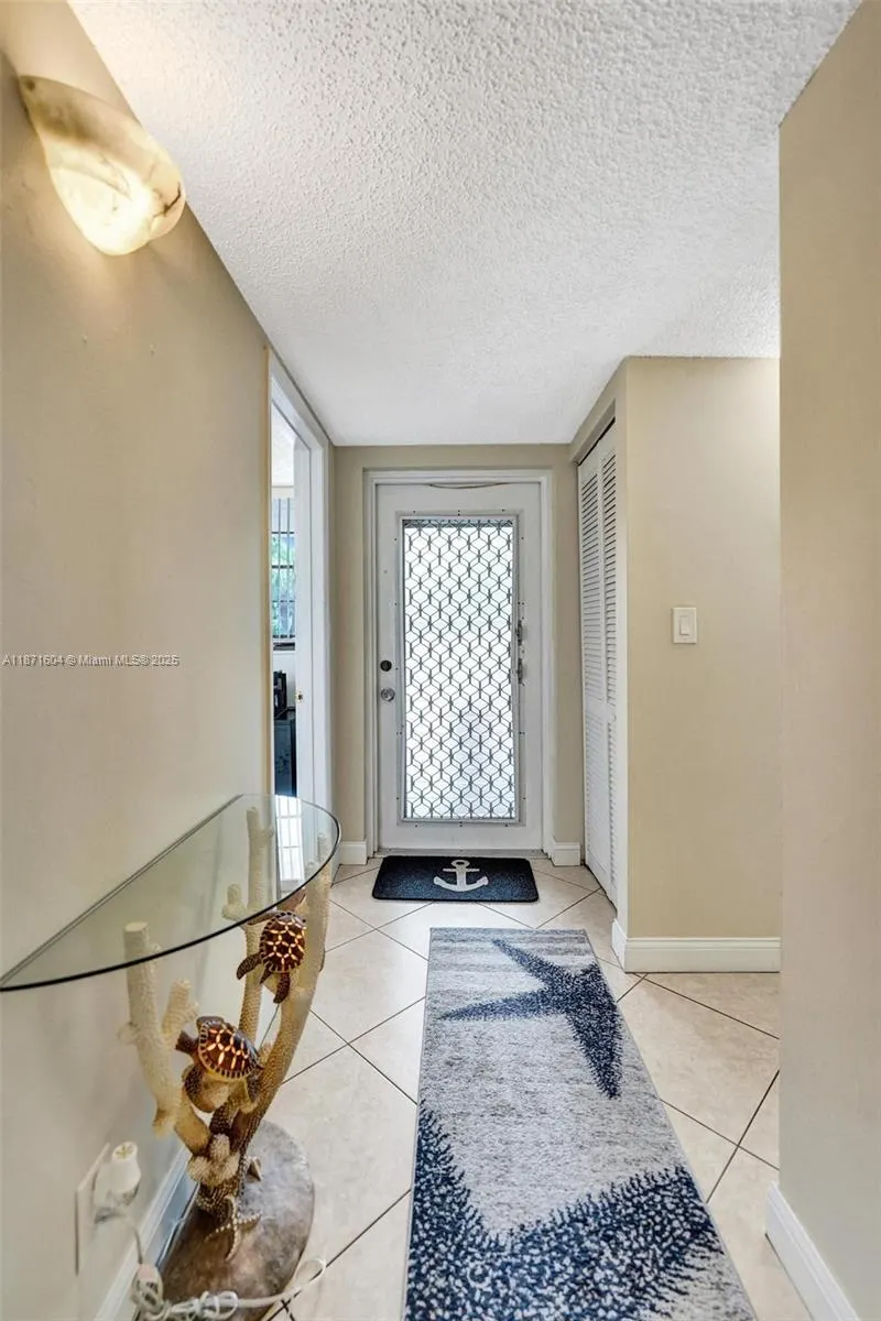 1900 Sabal Palm Dr, #201