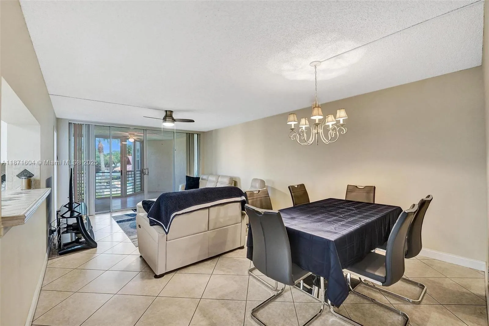1900 Sabal Palm Dr, #201
