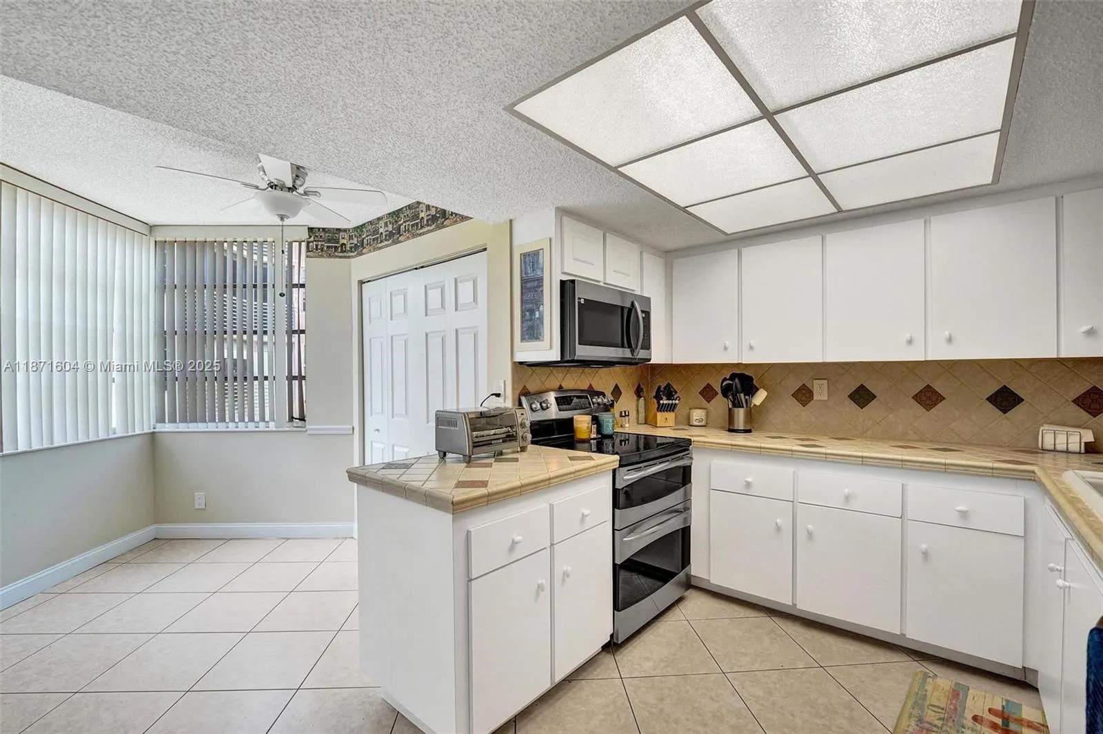 1900 Sabal Palm Dr, #201