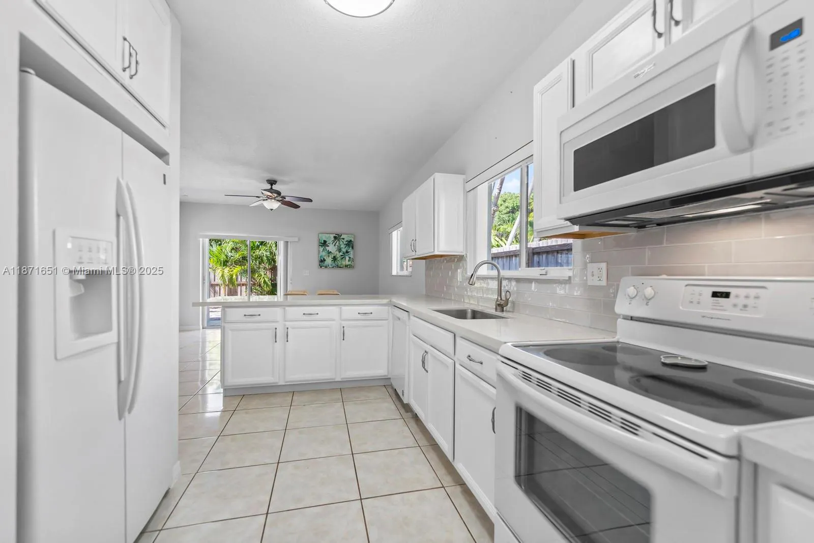 6 SE Marlin Ave