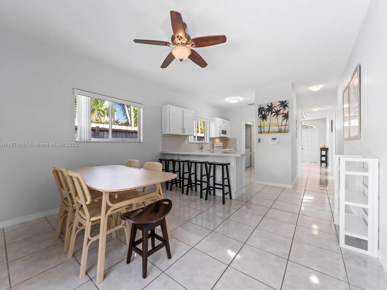 6 SE Marlin Ave