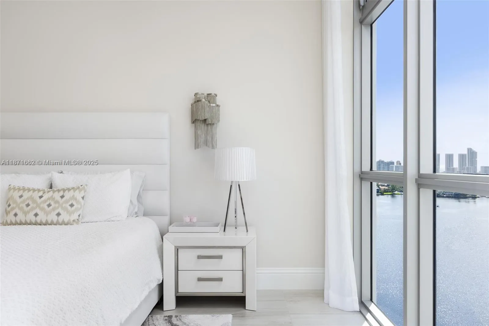 17301 Biscayne Blvd, #2009