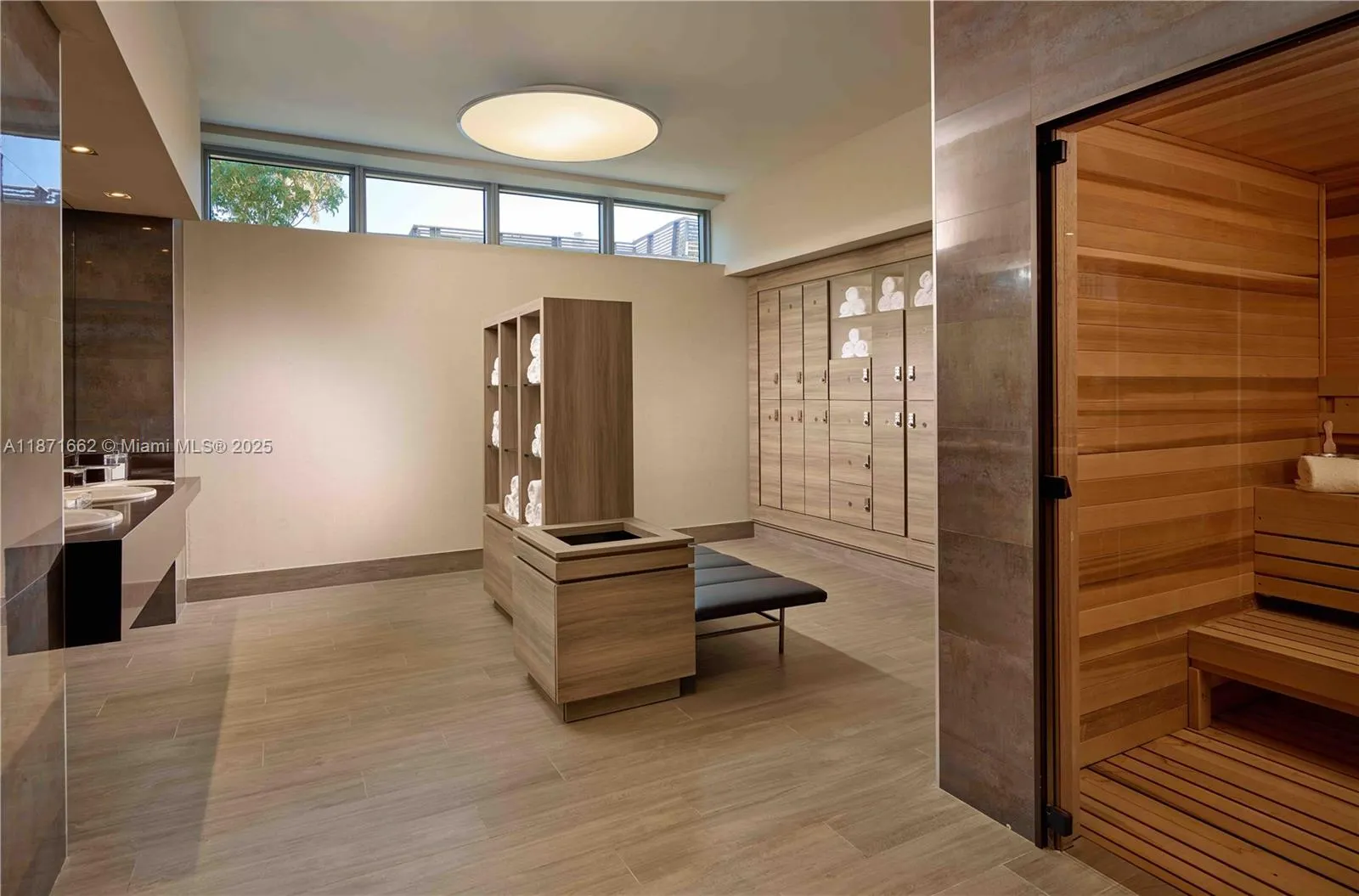 17301 Biscayne Blvd, #2009
