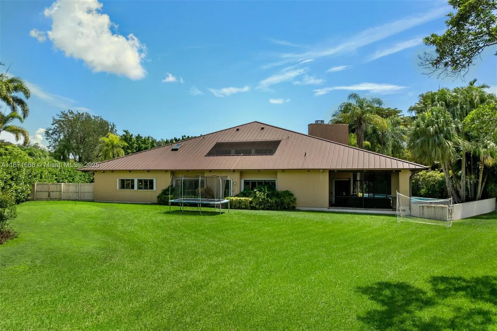 8925 SW 102nd Ter
