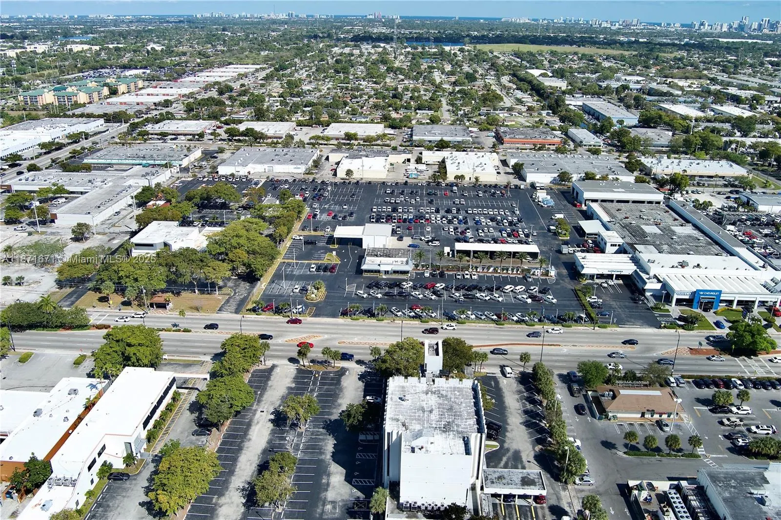 4047 NW 16th St, #305
