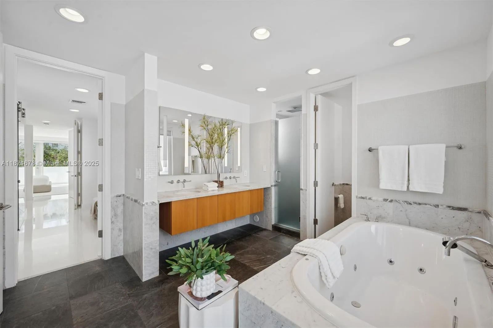 211 Water Way