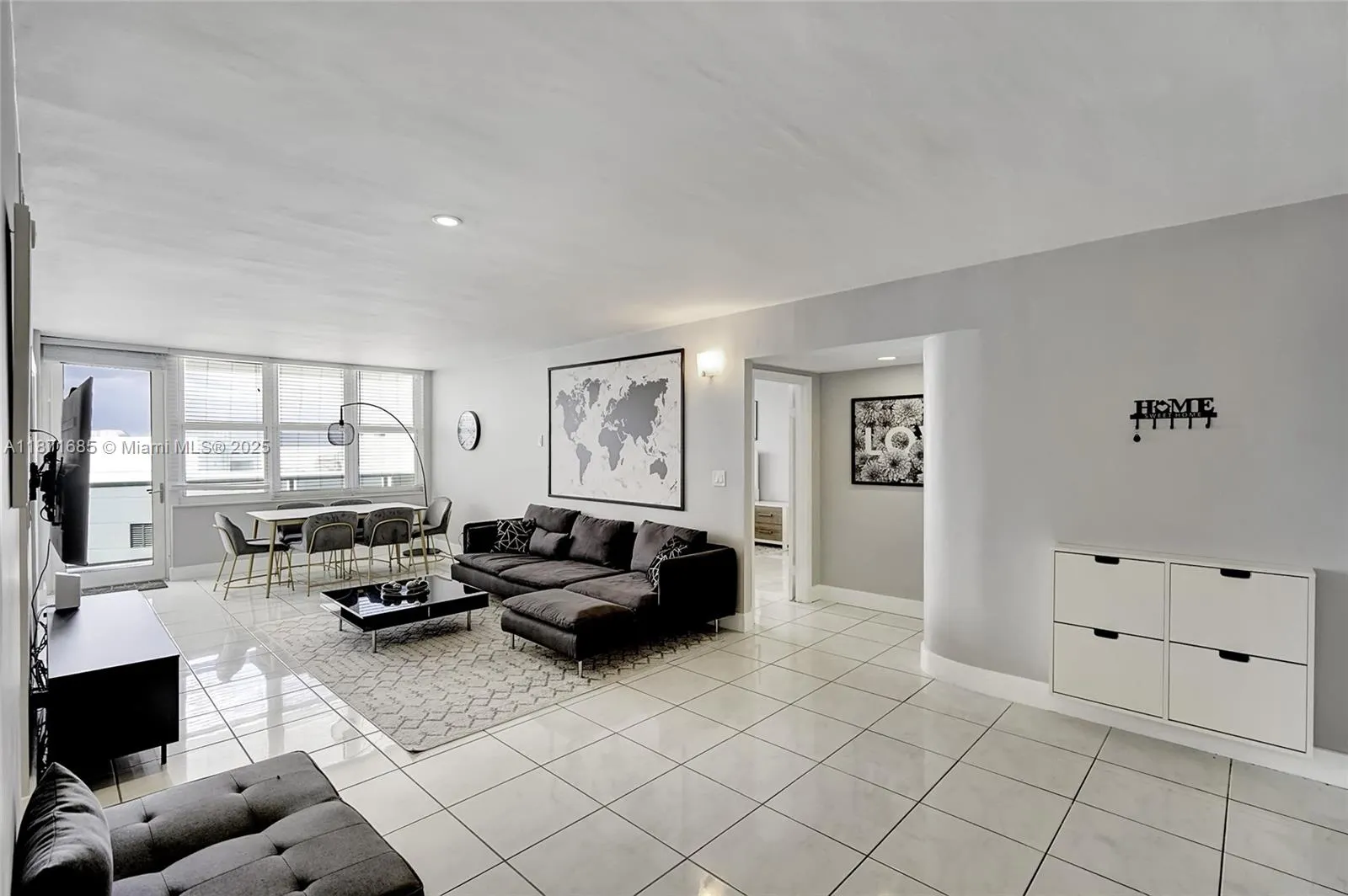 3725 S Ocean Dr, #1519