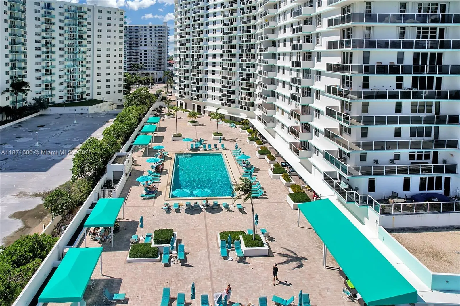 3725 S Ocean Dr, #1519