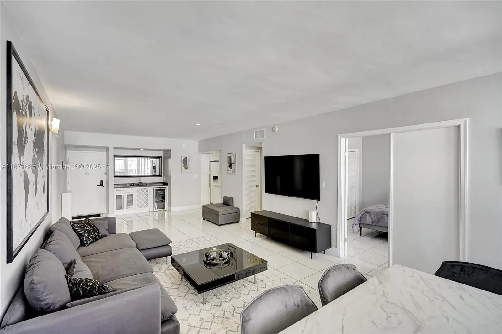 3725 S Ocean Dr, #1519