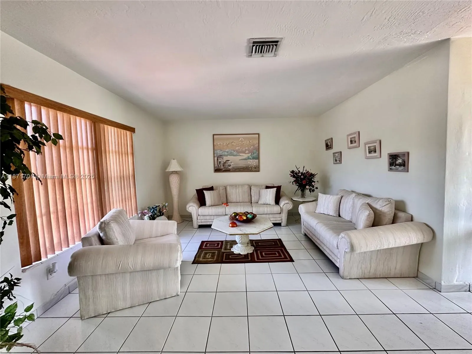 1145 SW 96th Ave