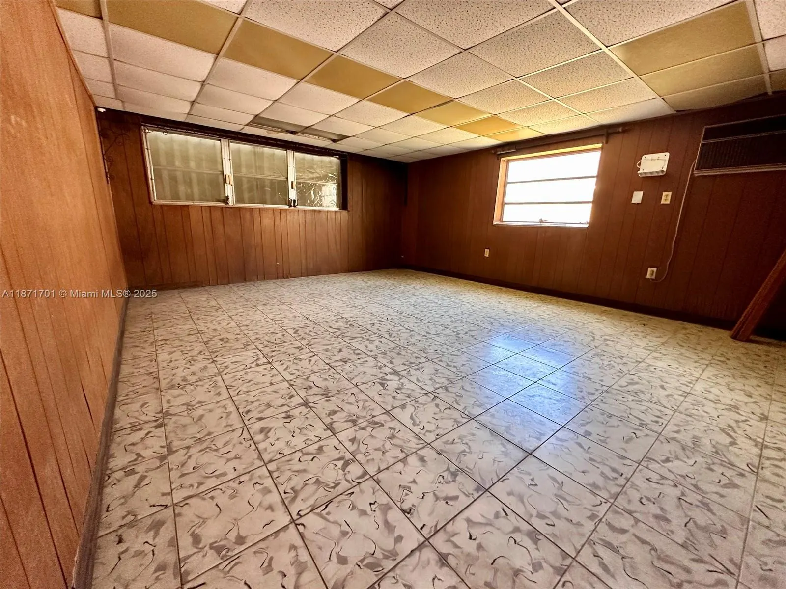1145 SW 96th Ave