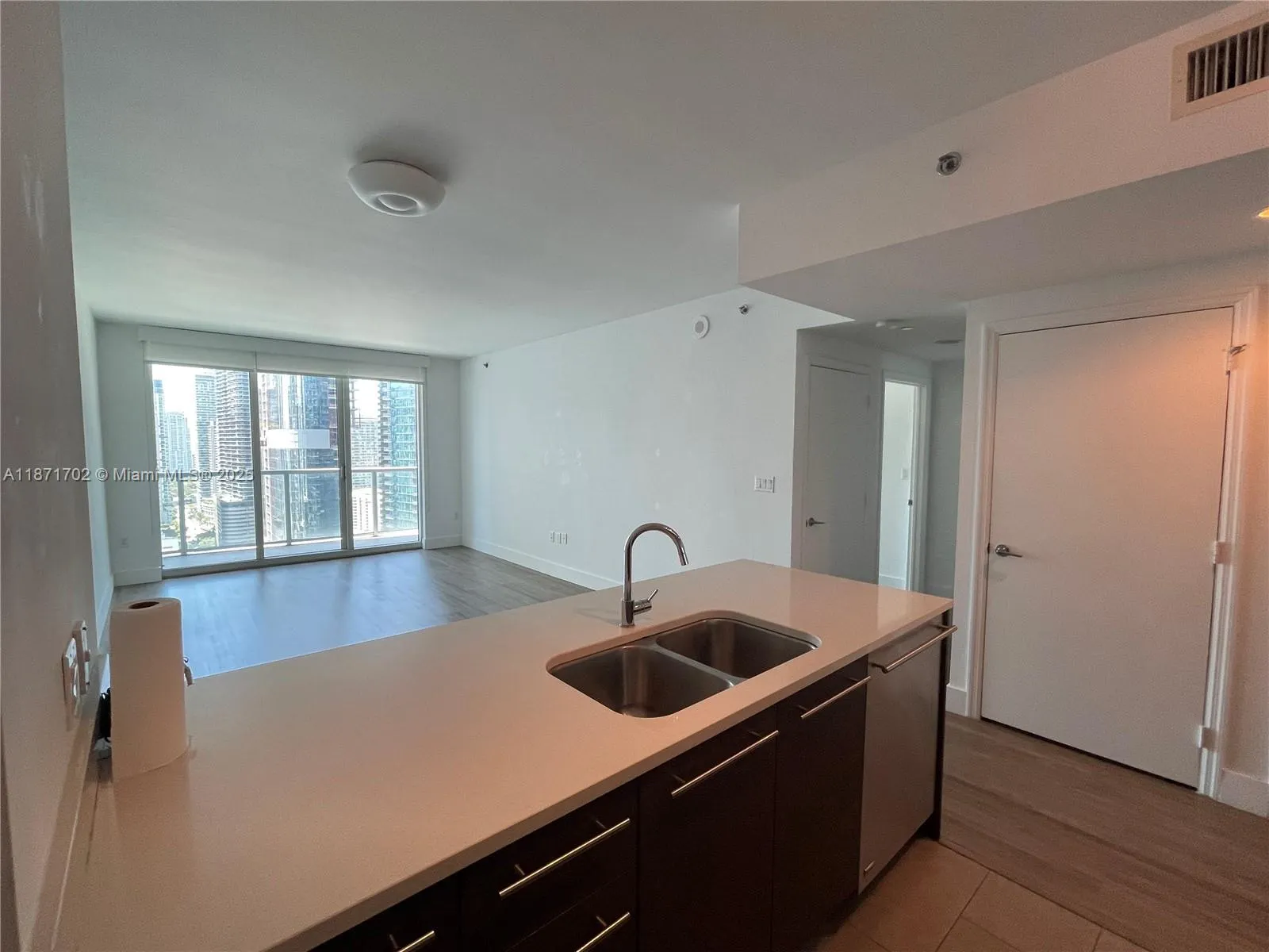 55 SE 6th St, #3308