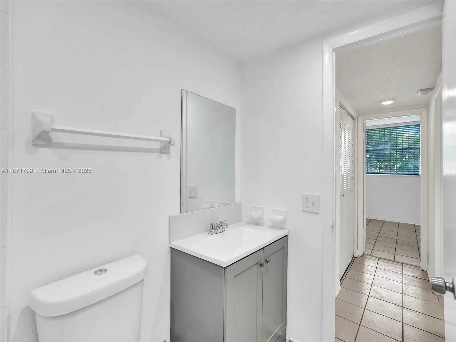 9401 SW 4th St, #114