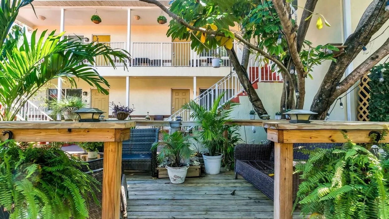 3405 N Ocean Dr