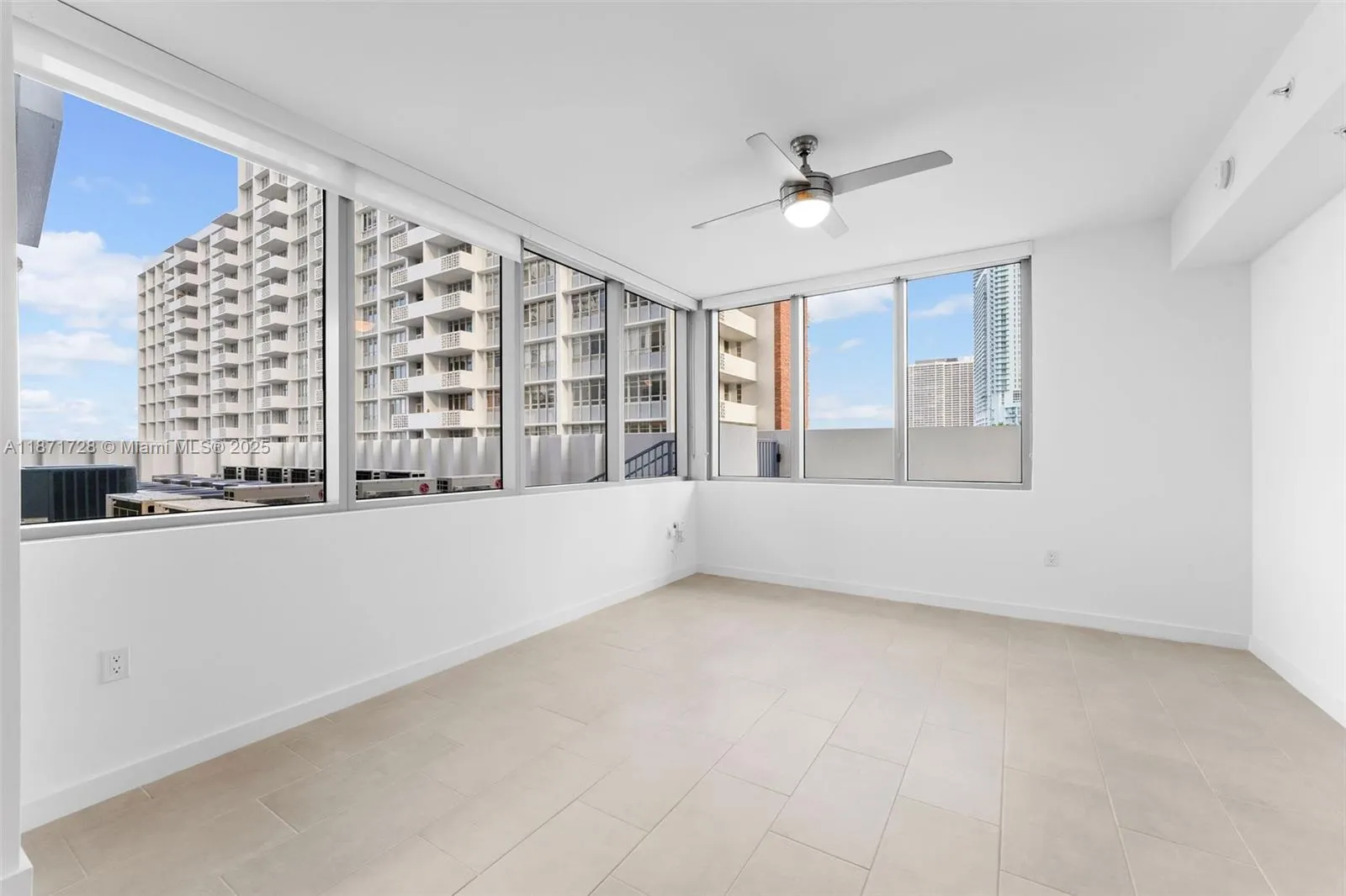 2150 N Bayshore Dr, #0204