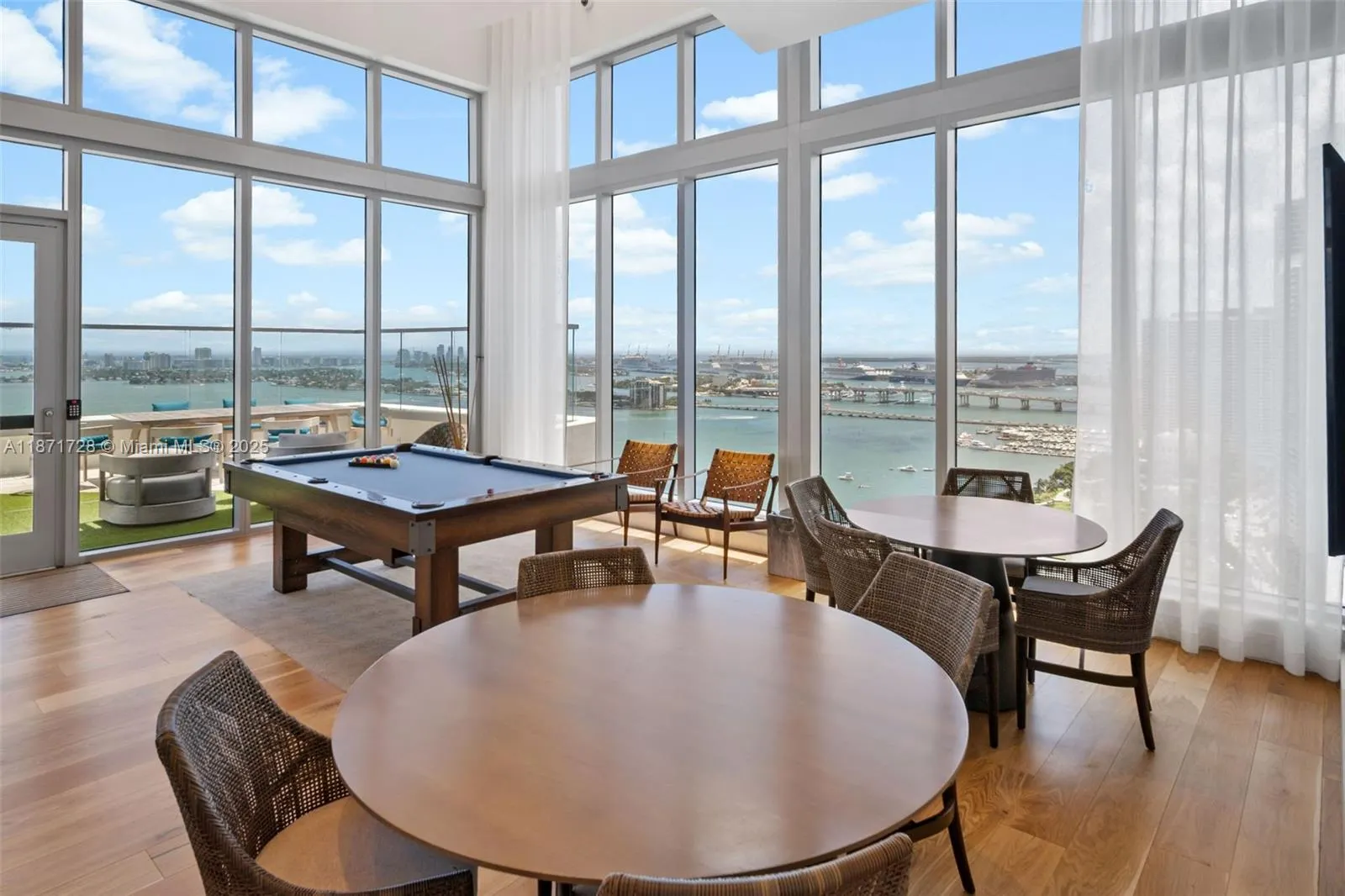 2150 N Bayshore Dr, #0204