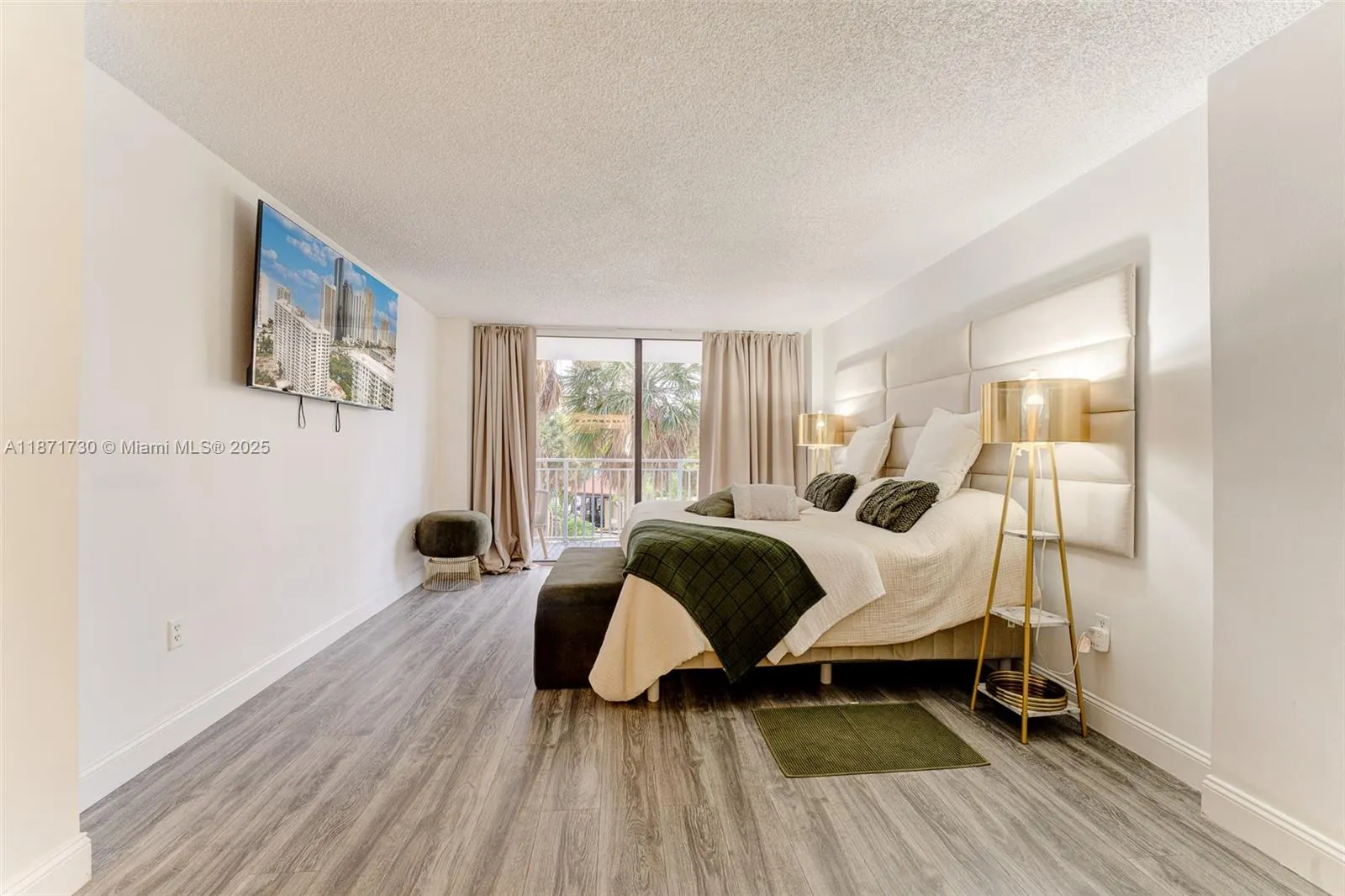 210 174th St, #312