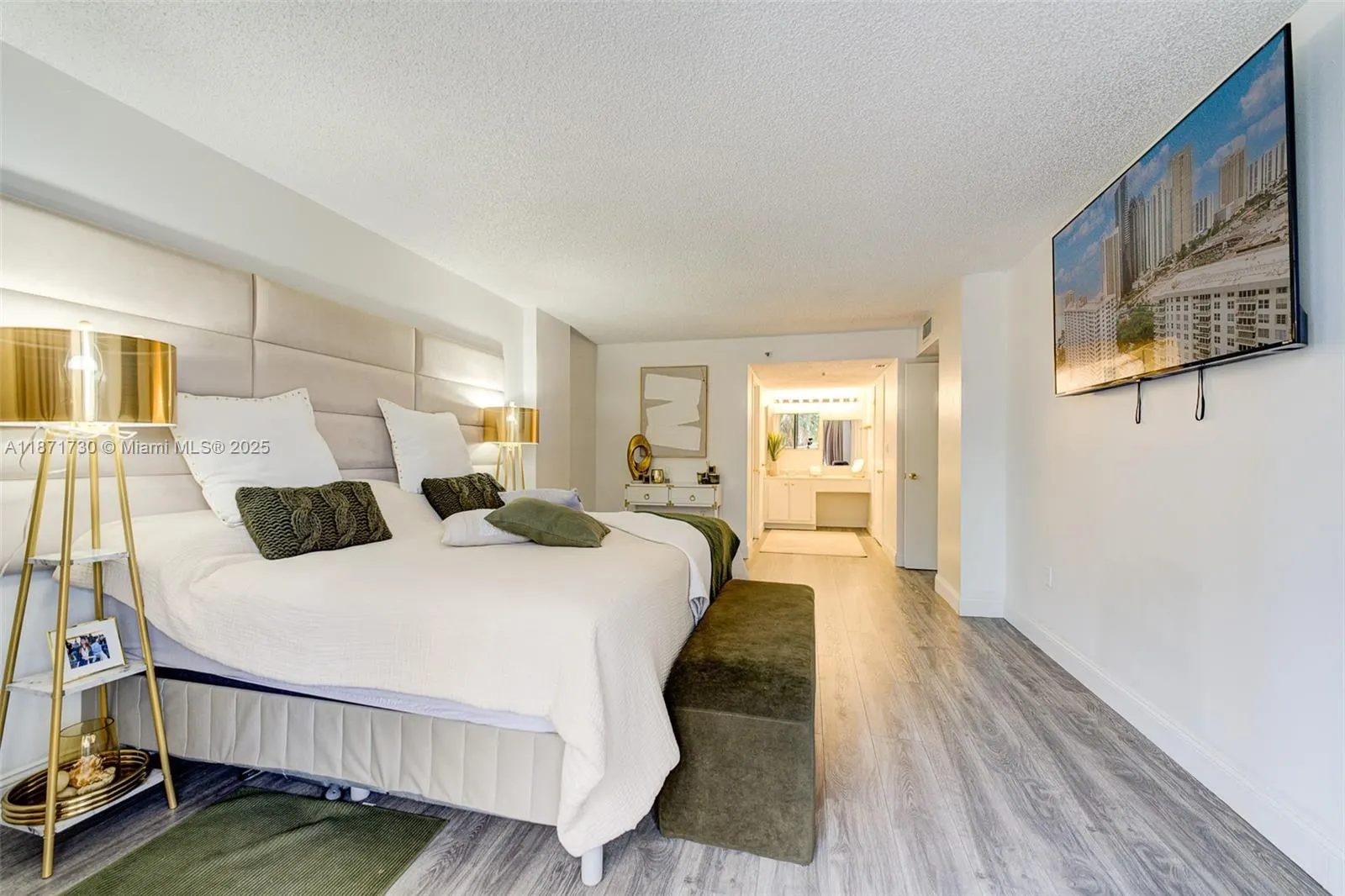 210 174th St, #312