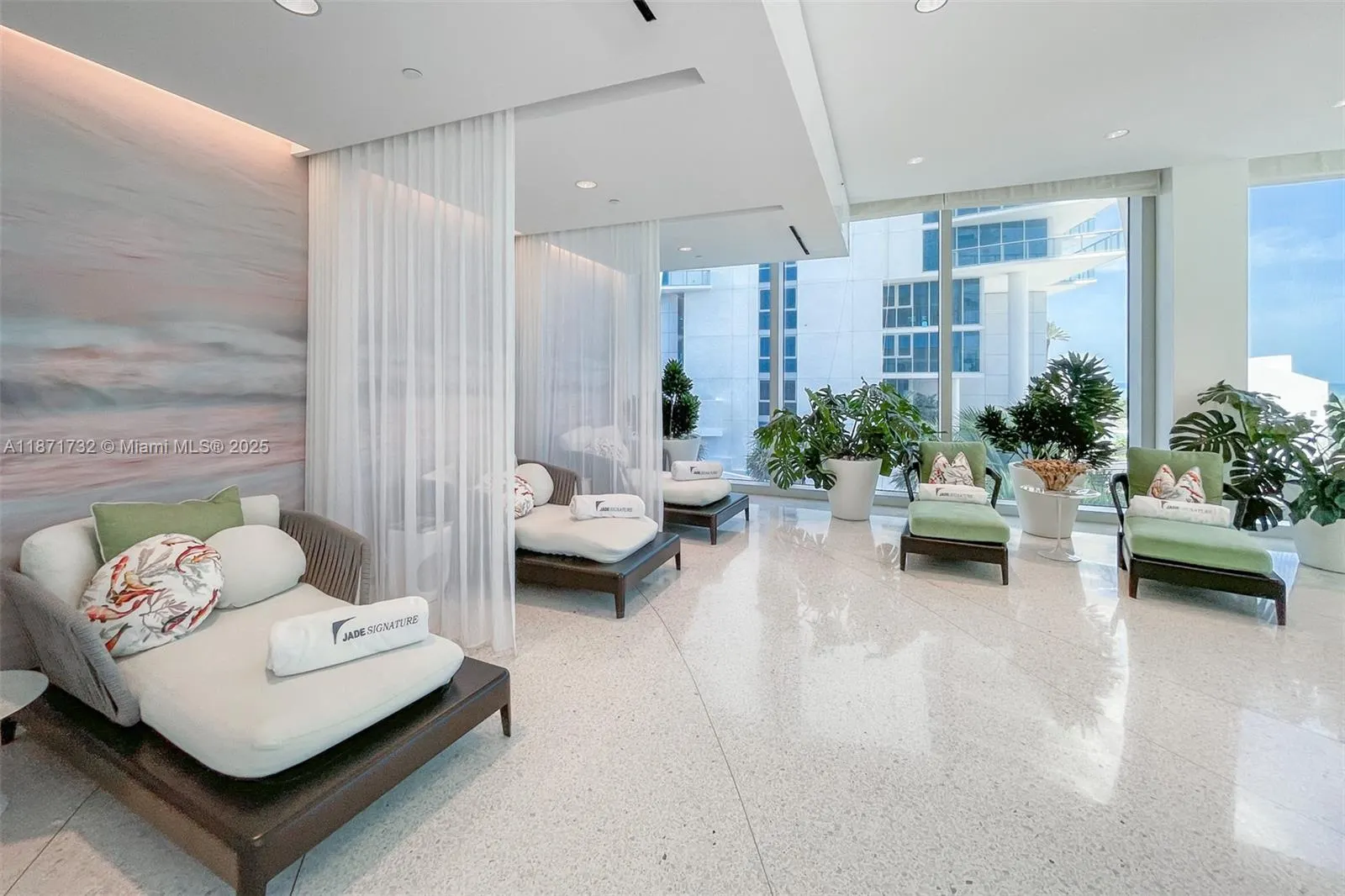 16901 Collins Ave, #4005