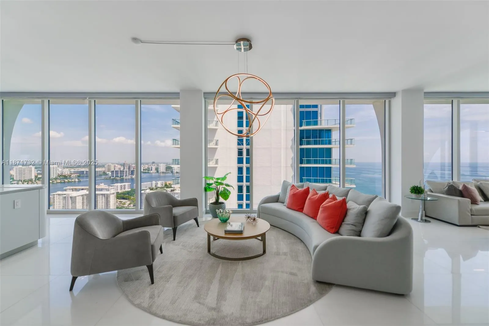 16901 Collins Ave, #4005