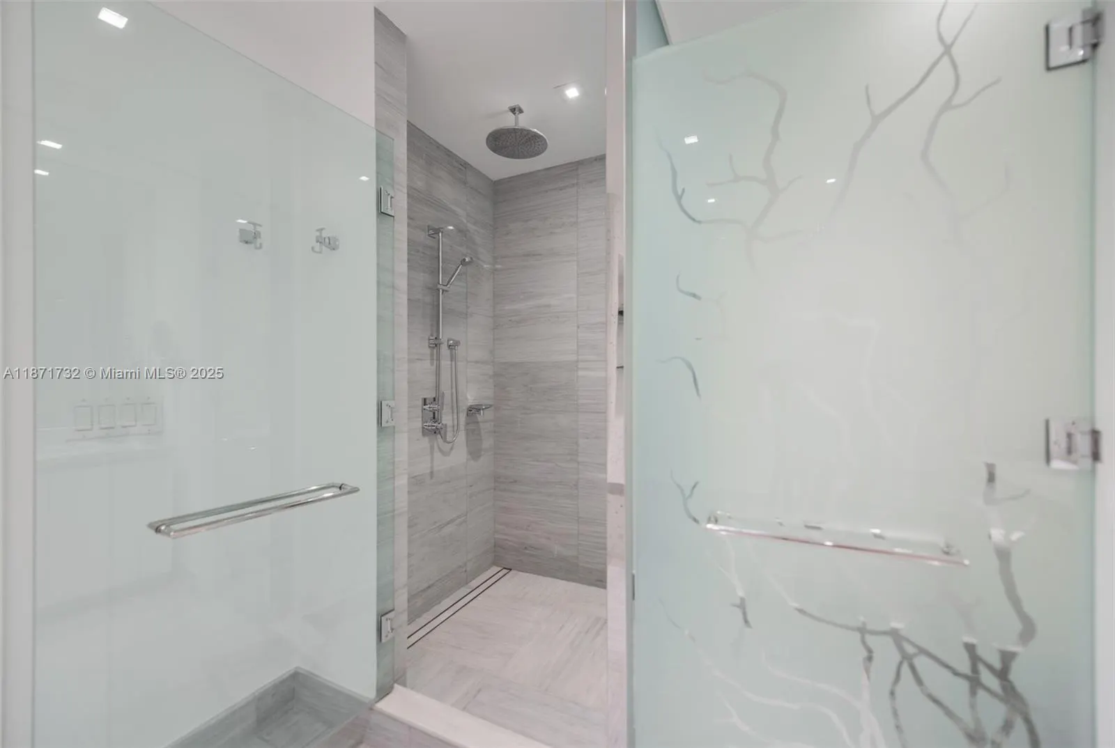 16901 Collins Ave, #4005