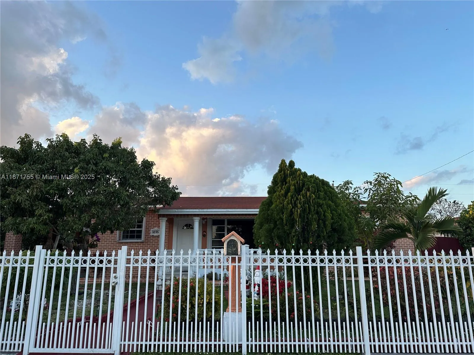 3235 NW 80th Ter