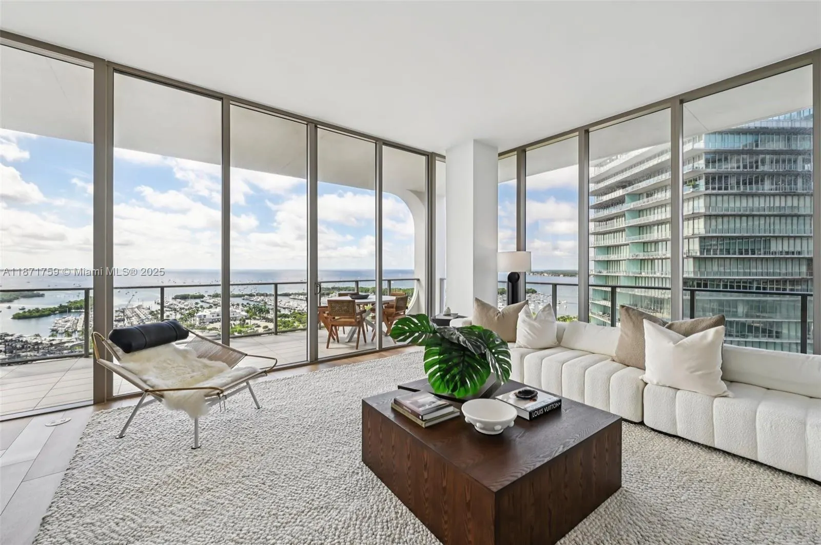 2655 S Bayshore Dr, #1601