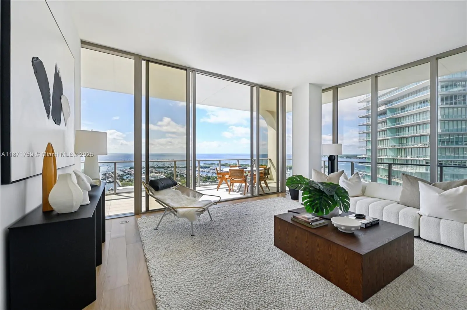 2655 S Bayshore Dr, #1601