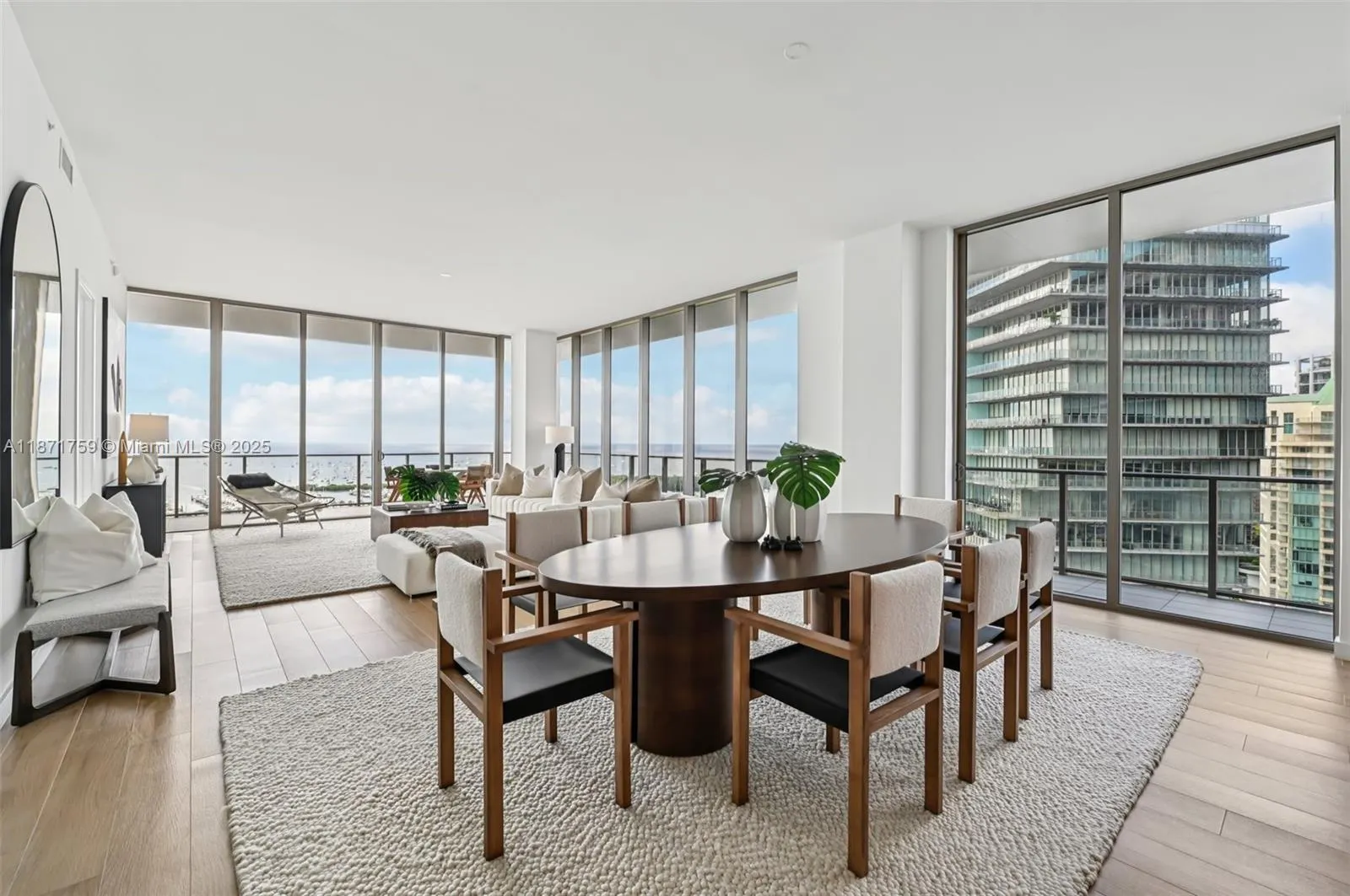 2655 S Bayshore Dr, #1601