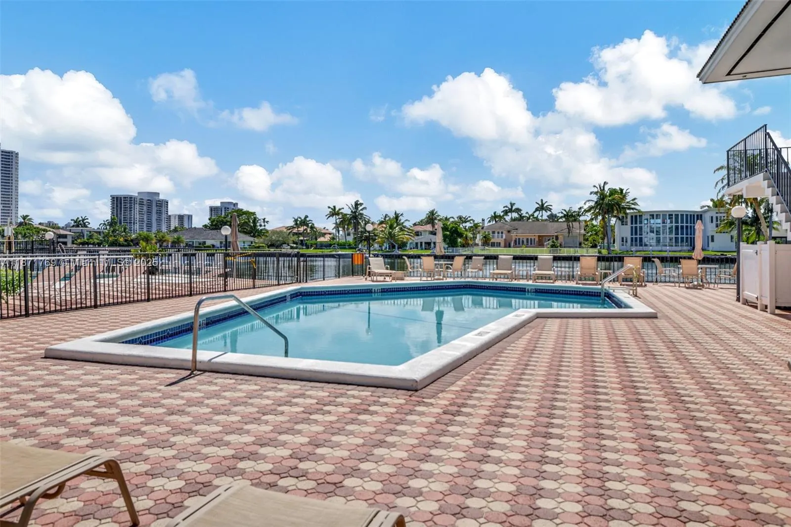 3113 S Ocean Dr, #404