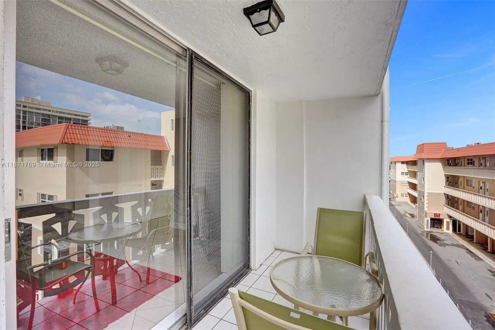 3113 S Ocean Dr, #404