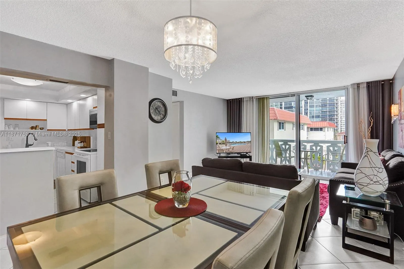 3113 S Ocean Dr, #404